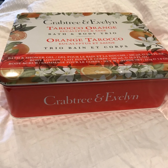 Crabtree & Evelyn Tarocco orange, eucalyptus and sage gift set -NWT - Picture 2 of 3